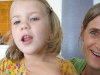 Как родить девочку. Как назвать девочку рожденную в определенный месяц